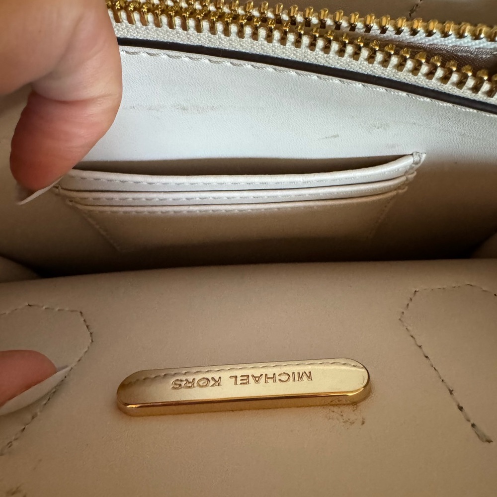Michael Kors medium Mercer pebbled leather Cream Satchel with Gold Accents - Picture 5 of 5